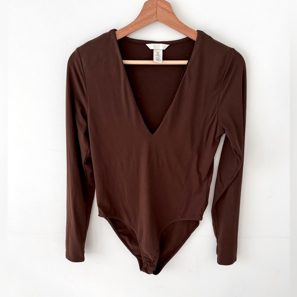 H&M V neck bodysuit